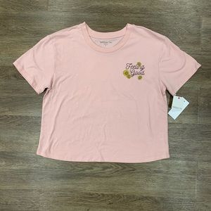 Rebellious One Graphic Tee Women’s Size Large